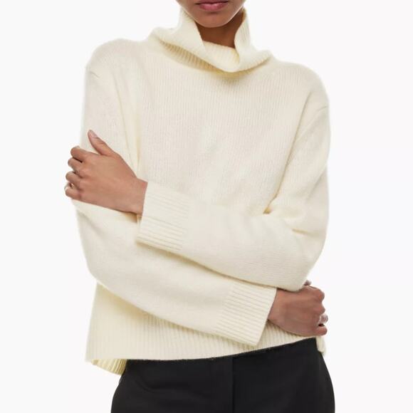 WILFRED Aritzia Luxe Cashmere Jara Sweater Cream Size XS quiet luxury - Picture 1 of 7